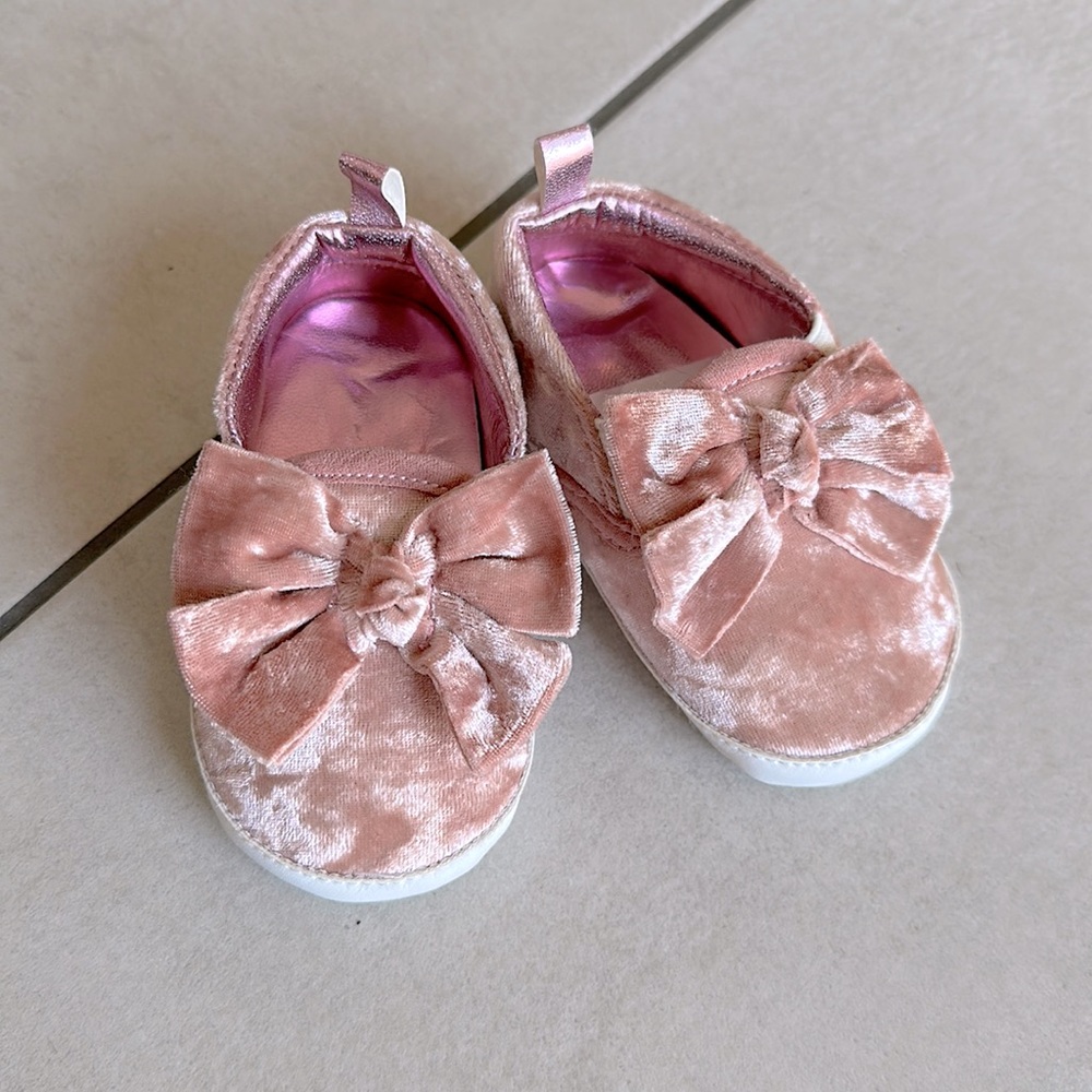 Pink Velour Shoes 3-6 Months - Carter’s Just One You